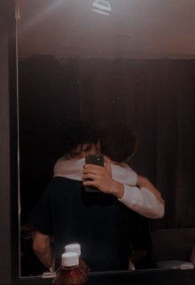 Двоє в одному номері