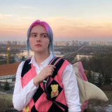 Влада Хвала